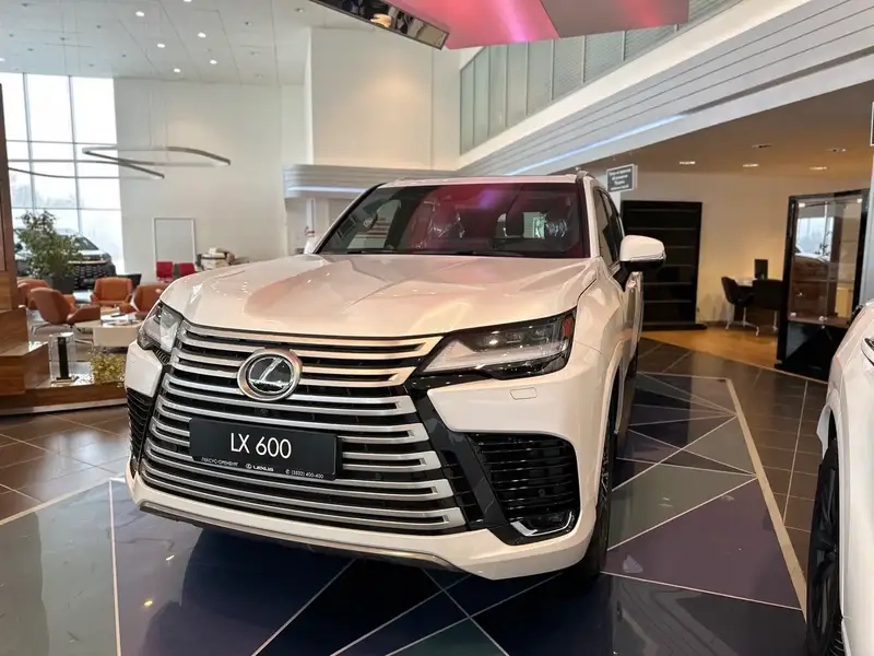 Lexus lx600 giá lăn bánh minh bạch dễ xem