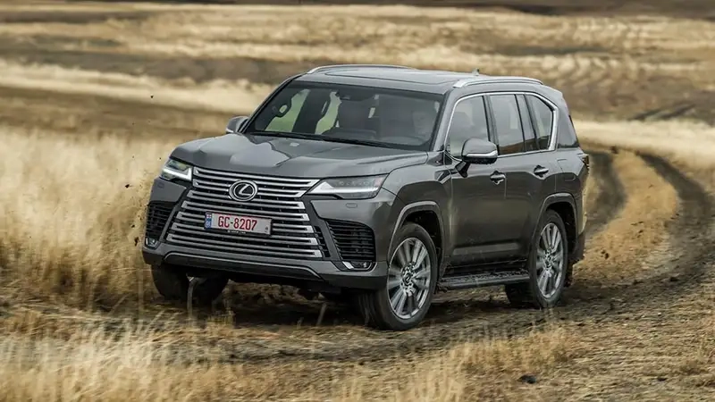 Đánh giá xe lexus lx600 từ góc nhìn thực tế