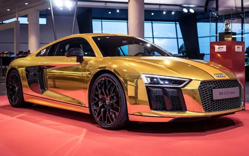 Tốc độ cao chinh phục mọi đường Audi R8 tốc độ cao