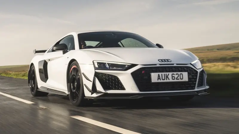 Audi R8 màu sắc nổi bật