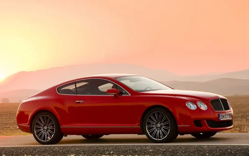 Phong cách Bentley Continental GT Speed sang trọng khác biệt