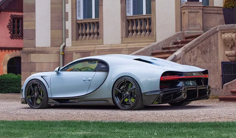 Chiêm ngưỡng hình bugatti chiron super sport trắng sang trọng
