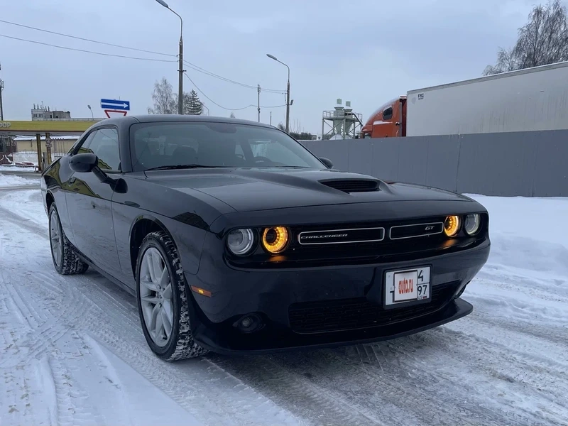 Trải nghiệm tốc độ cùng Dodge Challenger SRT