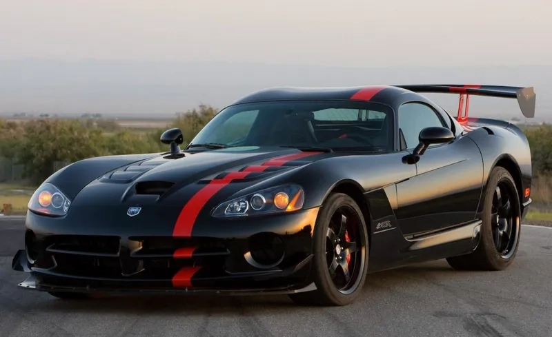 Sưu tầm xe dodge viper huyền thoại đầy phong cách Mỹ