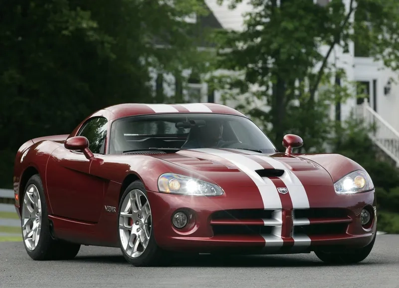 Thỏa mãn đam mê xe dodge viper cơ bắp Mỹ đầy uy lực