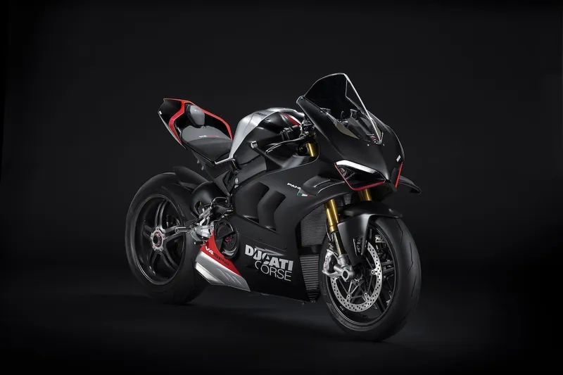 Ducati Panigale V4 2023 mới