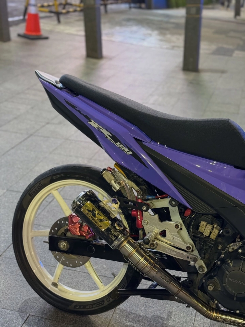 Exciter 150 độ mâm CNC nhôm nguyên khối màu hồng tím cực nổi bật