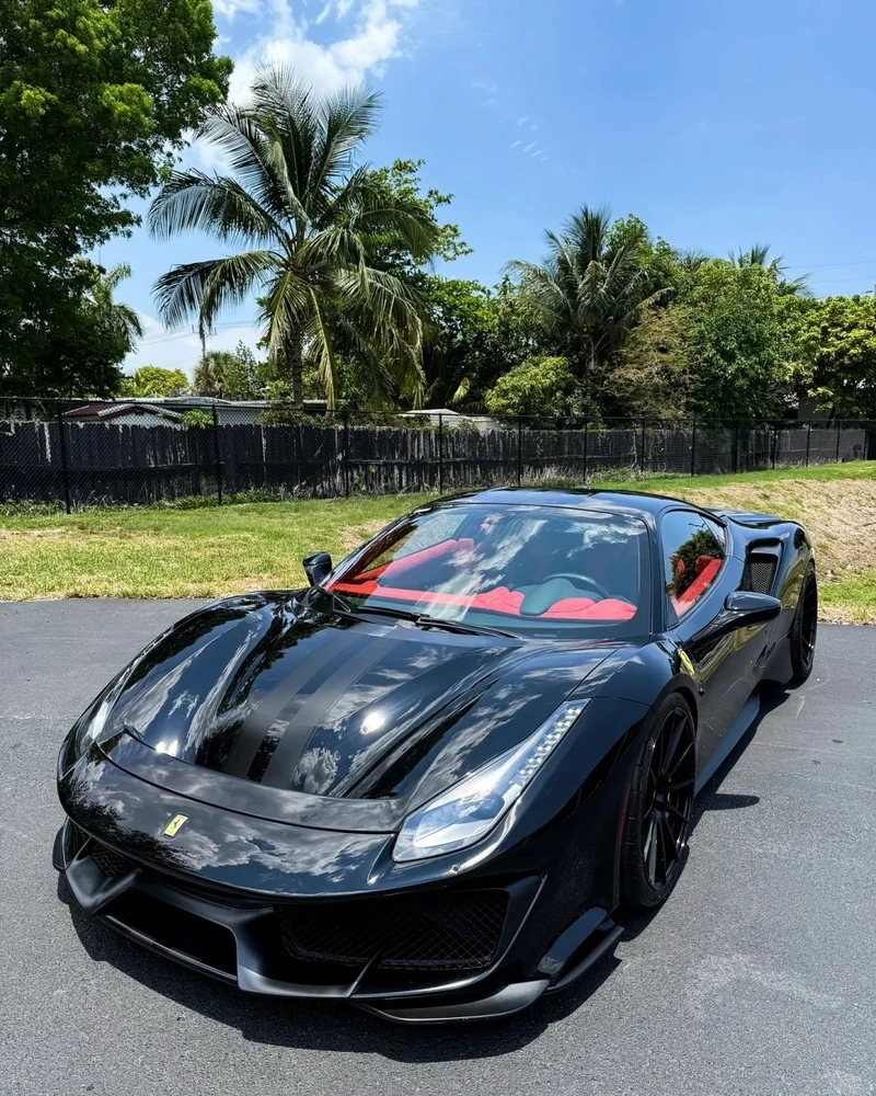 Cá tính mạnh mẽ không thể nhầm lẫn ferrari 488 cá tính