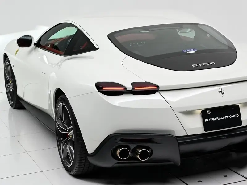 Ferrari Roma dành cho người đam mê tốc độ