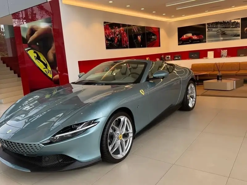 Ferrari Roma thiết kế tinh xảo đầy nghệ thuật