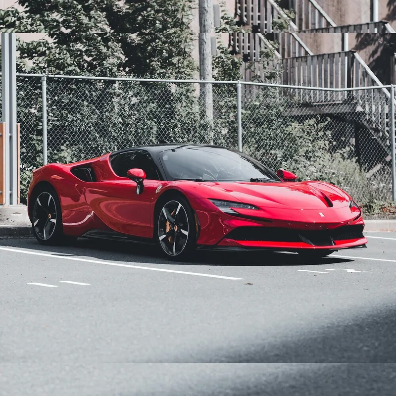Ferrari sf90 stradale với phông nền đua sống động cực chất
