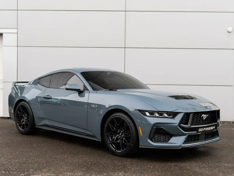 Thiết kế tinh tế 2 cửa Ford Mustang 2 cửa