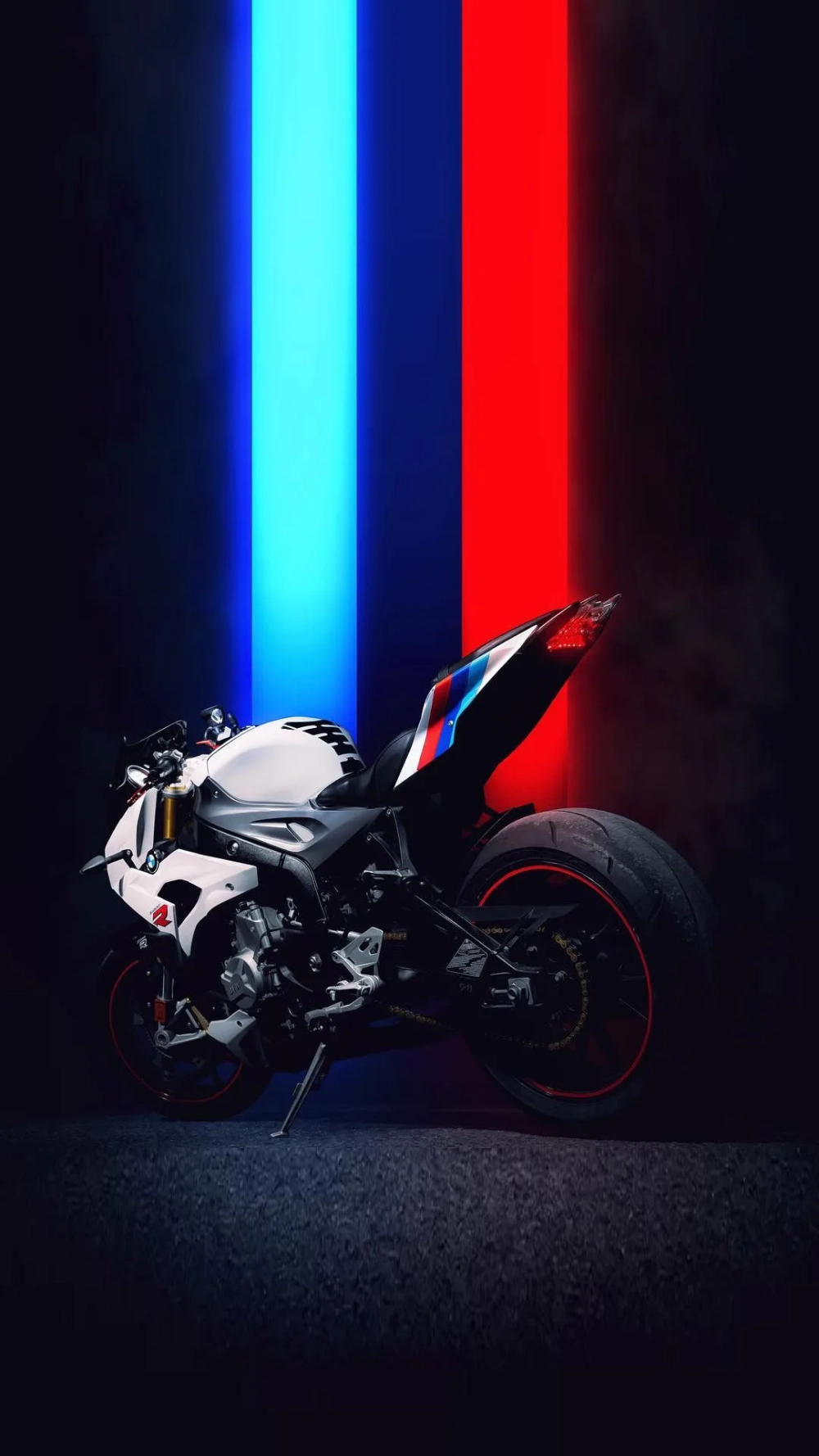 Thể hiện cá tính với hình nền moto ngầu 4k