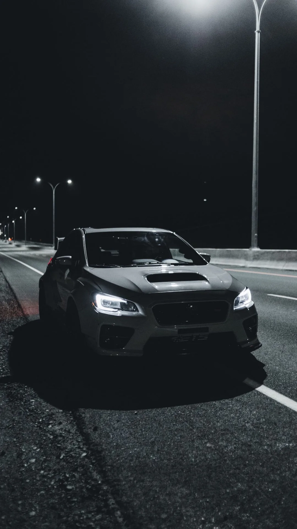 Trải nghiệm tuyệt đỉnh với hình nền xe ban đêm 4k