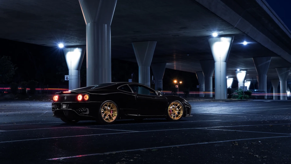 Trang trí máy tính với hình nền xe ban đêm cho máy tính