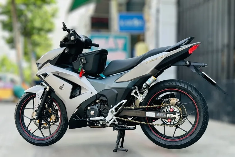 Chi tiết Winner X độ nồi