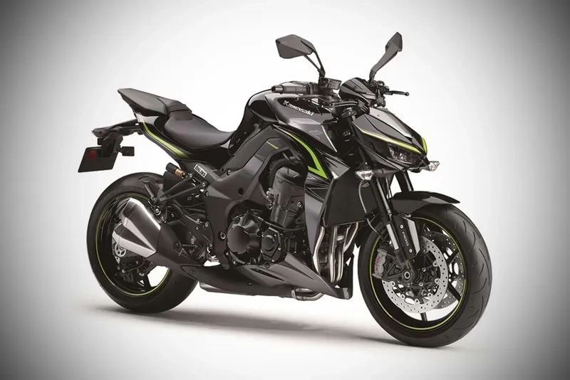 Kawasaki Z1000 sport xanh huyền thoại