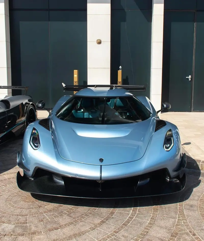 Lý tưởng từ ảnh Koenigsegg Jesko làm hình nền
