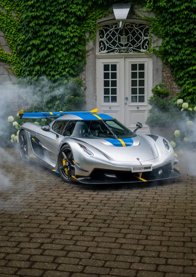 Bứt phá cùng ảnh Koenigsegg Jesko tốc độ cao