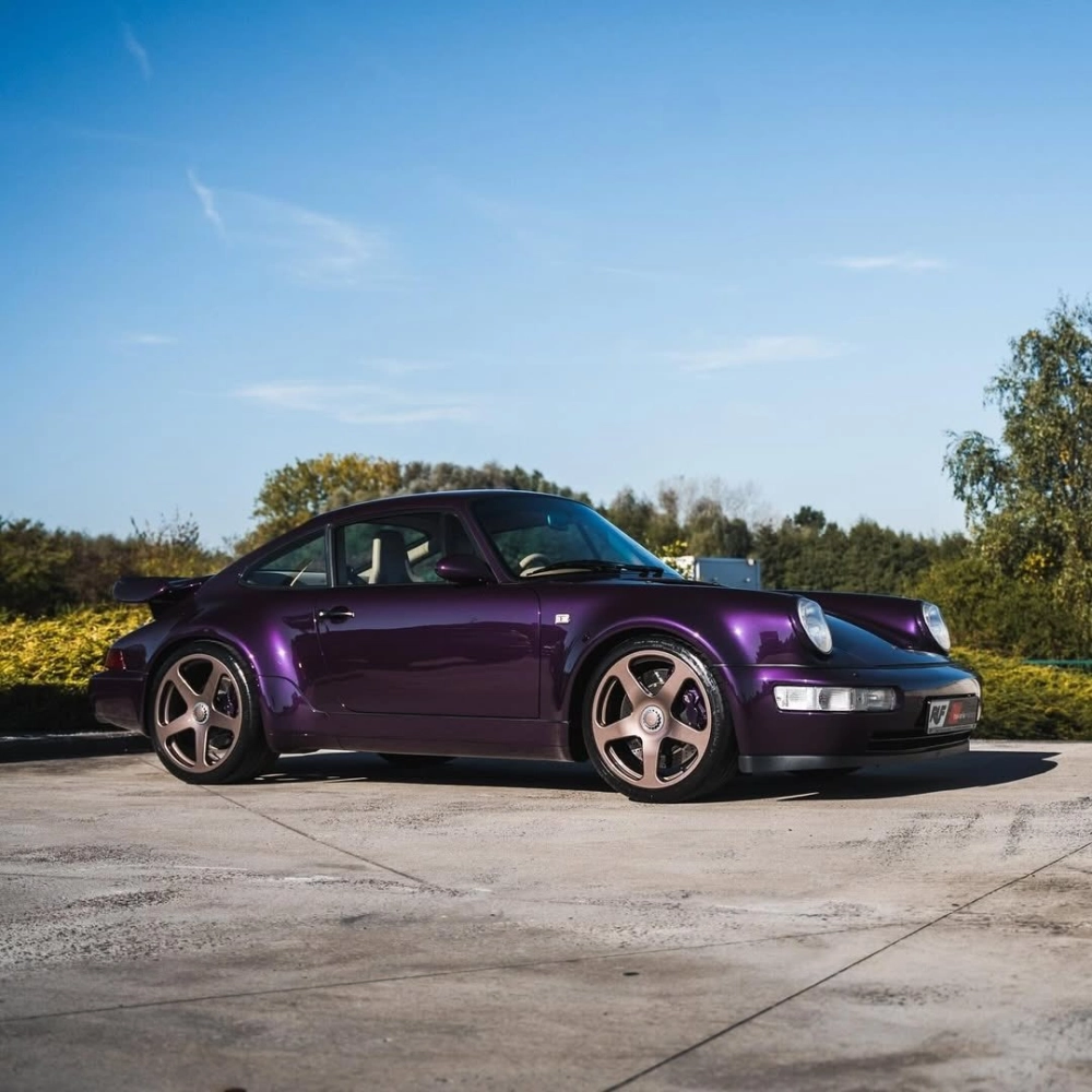 Xe thể thao màu tím độ mâm 5 chấu màu đồng sang trọng