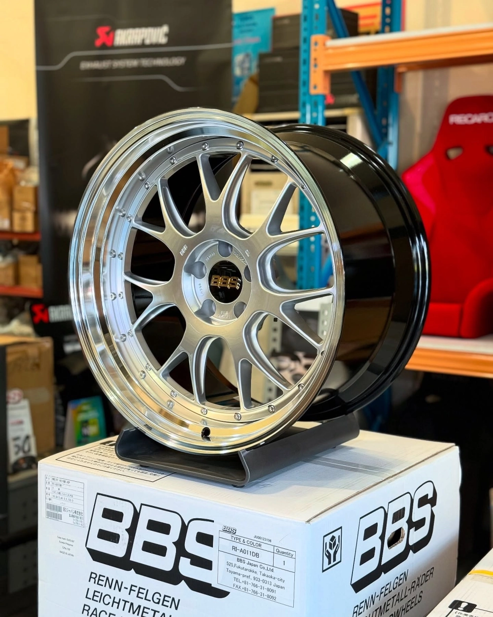 Mâm BBS màu vàng đồng cổ điển cực đẹp độ trên BMW M3 xanh rêu