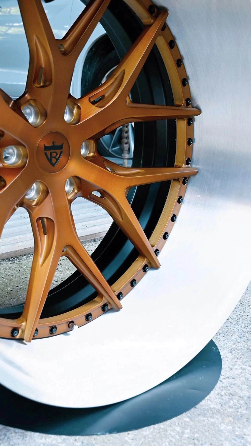 Mâm CNC màu đồng viền bạc độ mâm xe phong cách sang trọng