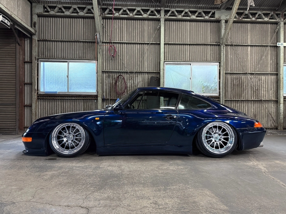 Porsche cổ điển màu xanh độ mâm HRE vành bóng loáng cực chất