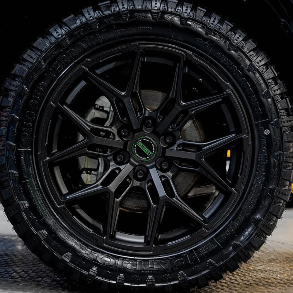 Chi tiết mâm Offroad màu đen thiết kế mạng nhện hầm hố đẹp