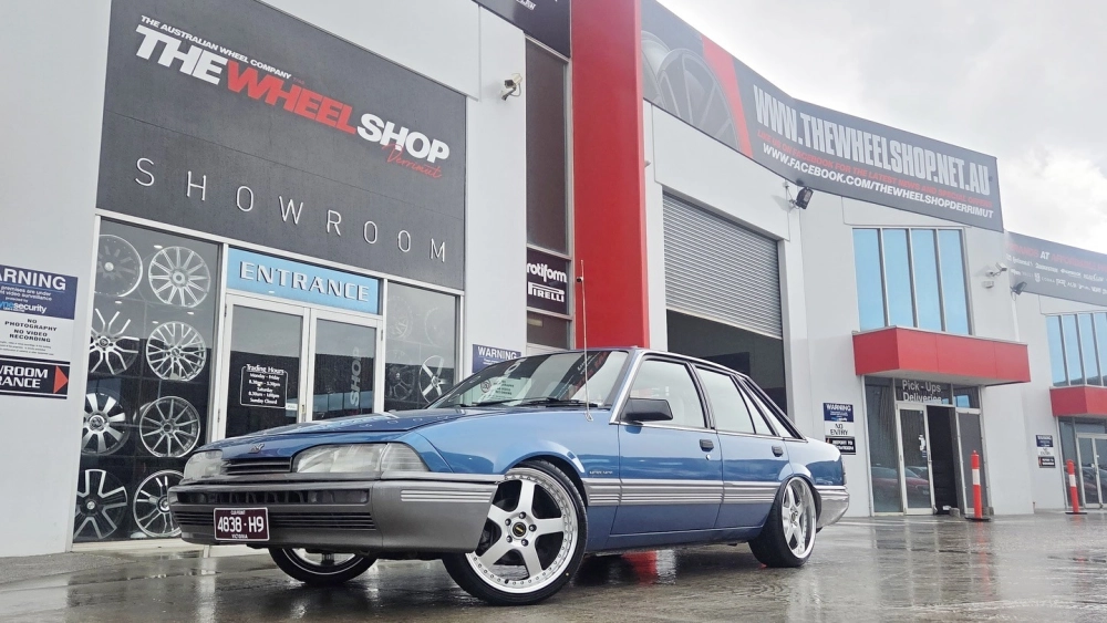 Mâm xe đẹp kiểu cổ điển lòng sâu sáng bóng cho xe đời cũ