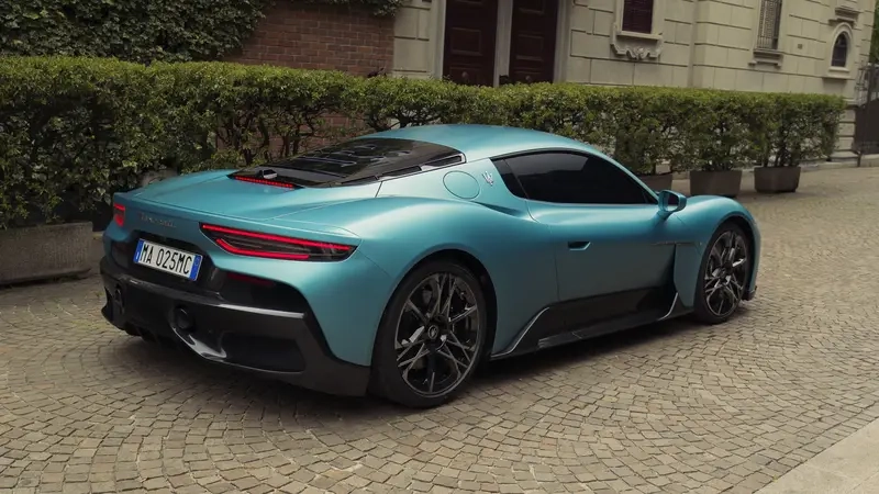 Ảnh xe Maserati mc20 xu hướng siêu xe 2026 nổi bật