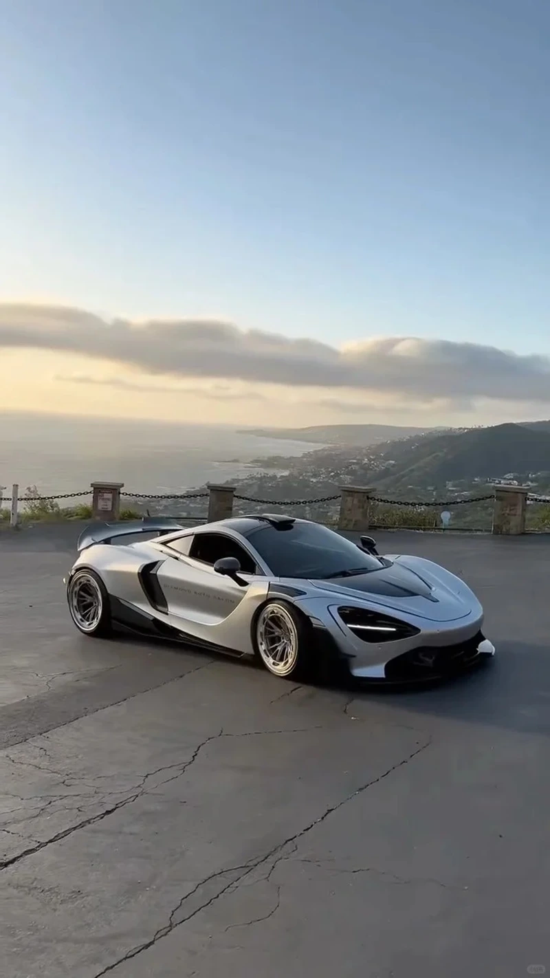 McLaren 720S góc chụp nghệ thuật
