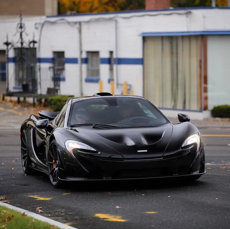 McLaren P1 GTR chuẩn đua tốc độ cực kỳ ấn tượng