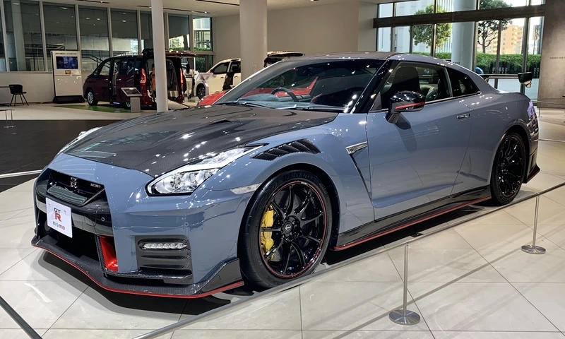 Biểu tượng Nhật Bản mạnh mẽ Nissan GTR Nhật Bản