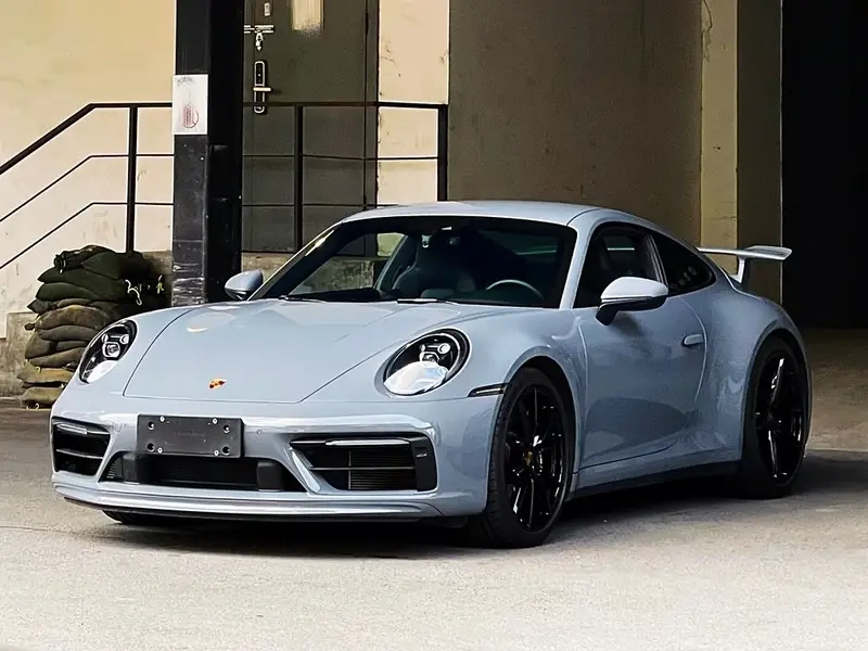 Porsche 911 hiệu suất cao chinh phục mọi ánh nhìn