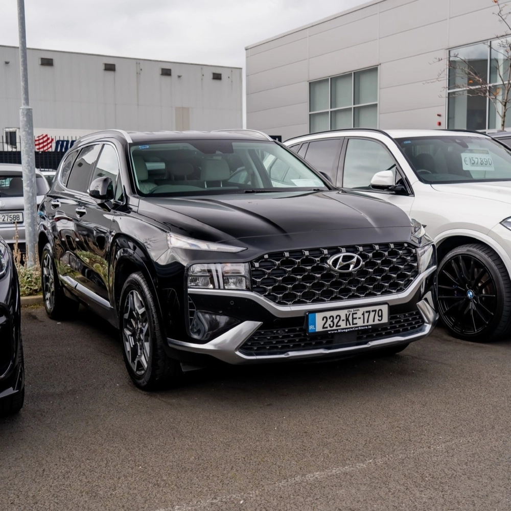 SantaFe độ mâm 5 chấu bản lớn phay bóng xe màu xám hiện đại