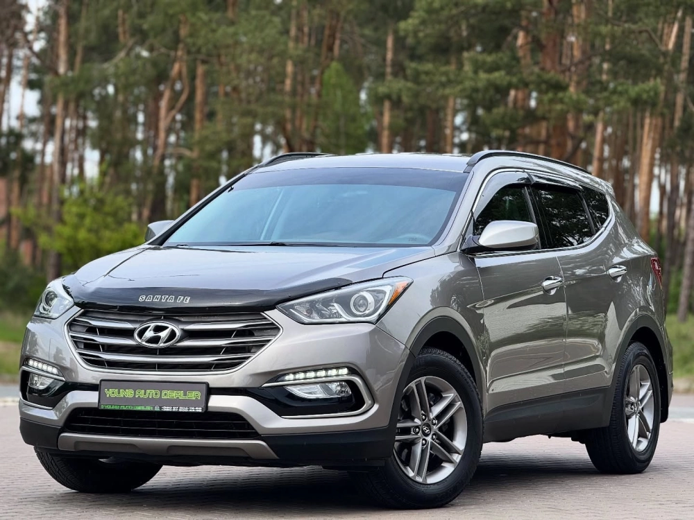 SantaFe độ mâm đúc màu bạc đa chấu nguyên bản xe màu đen đẹp