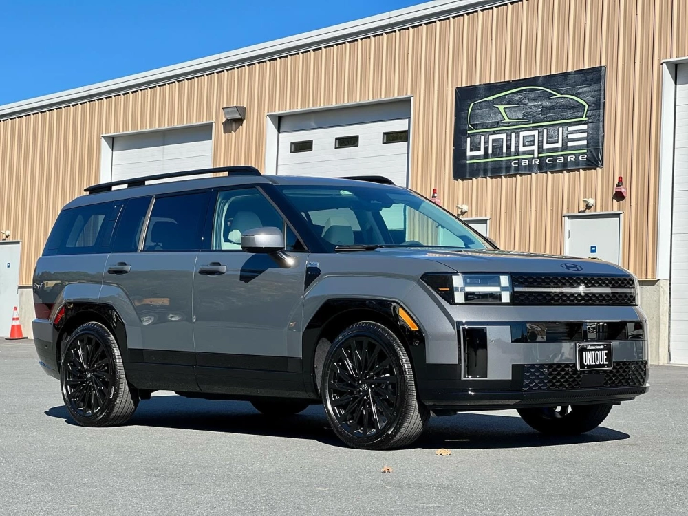 SantaFe độ mâm màu đen thể thao xe màu xám nhám hầm hố ấn tượng