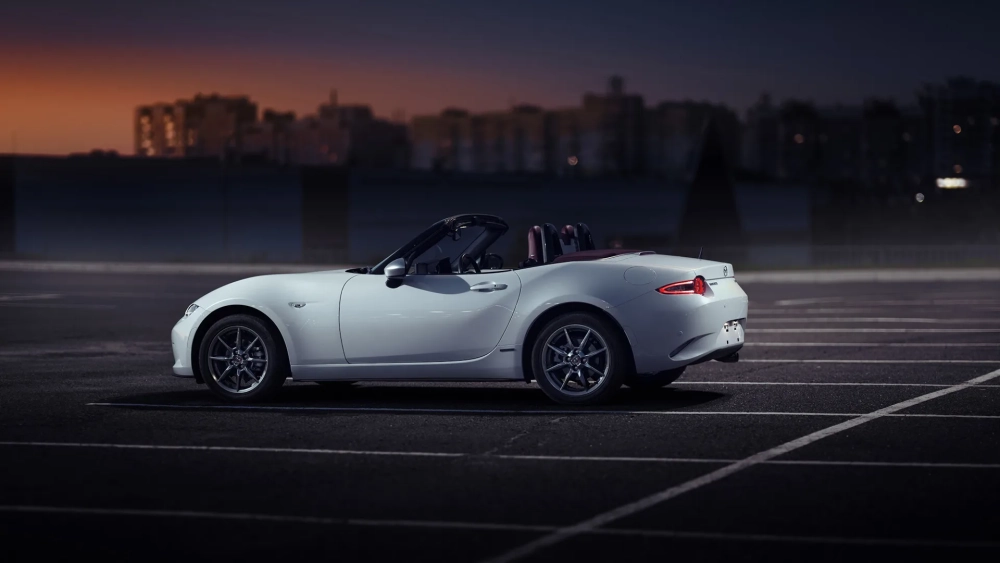 Trang trí máy tính với tải ảnh xe đẹp cho máy tính