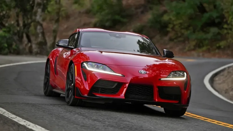 Xe toyota gr supra mạnh mẽ chinh phục mọi cung đường