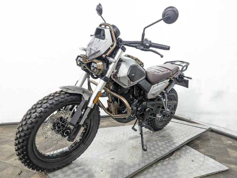 Xe cào cào phân khối lớn đầy uy lực