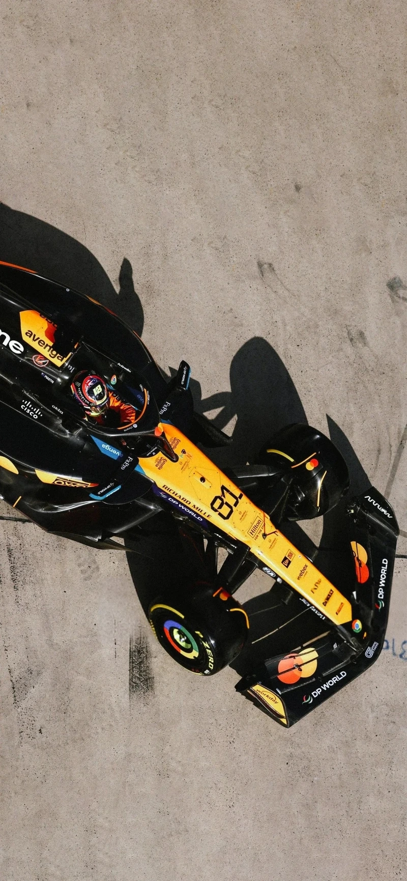 Động cơ uy lực xe đua F1 động cơ mạnh