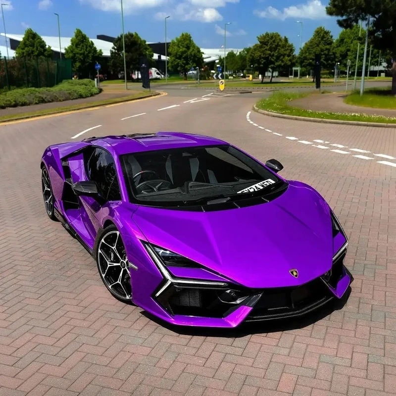 Nổi bật mọi ánh nhìn nhờ xe thể thao đẹp phong cách thể thao