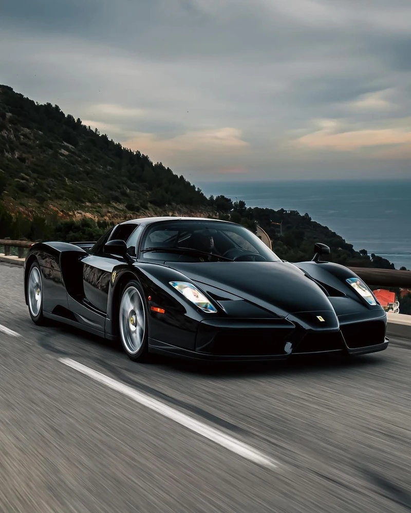 Thỏa mãn đam mê tốc độ với xe thể thao đẹp mui trần