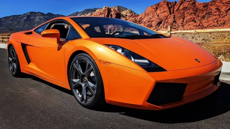 Trải nghiệm xa xỉ cùng xe thể thao đẹp cao cấp