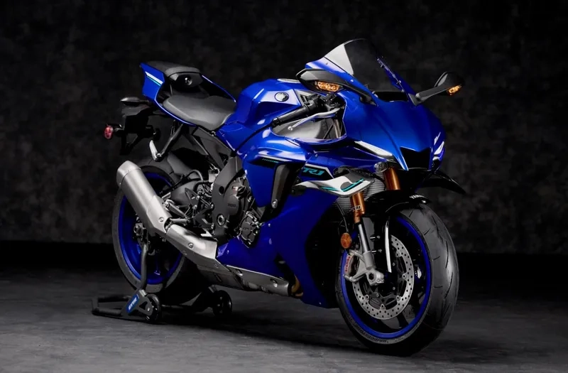 Sức mạnh động cơ Yamaha R1000
