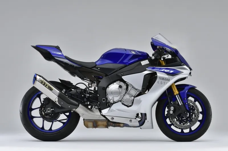 Đầu xe sắc lạnh Yamaha R1 2020