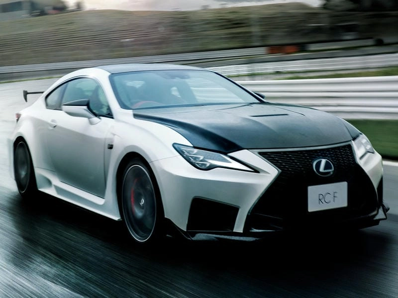 Lexus RC F cũ là lựa chọn đáng cân nhắc nếu muốn tiết kiệm chi phí