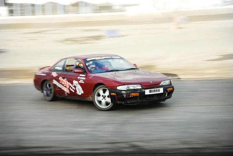 Drift xe cảm giác mạnh khiến người xem bùng nổ