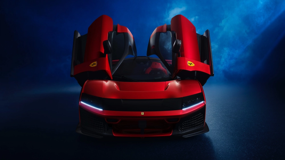 Ngắm nhìn trọn bộ hình ảnh thực tế Ferrari F80 đẹp