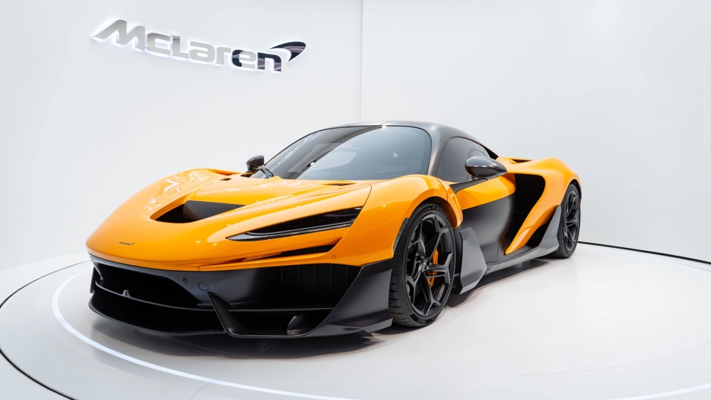 Phấn khích tột độ với khả năng tăng tốc McLaren W1